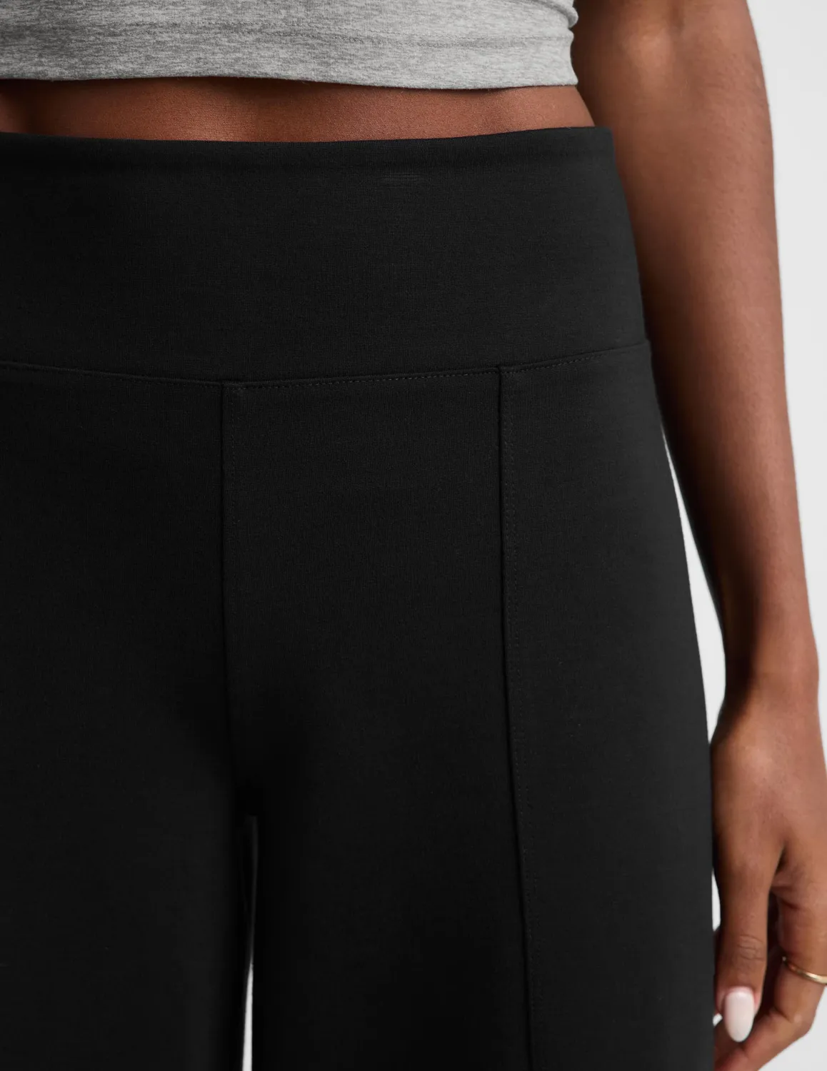 Beyond Yoga Ponte Straight Leg 29" byxor svart struktur