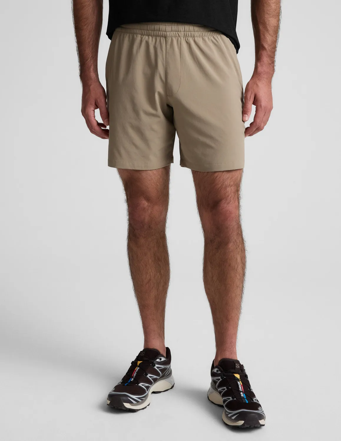 Beyond Yoga Pivotal 2.0 träningsshorts Mushroom 7"