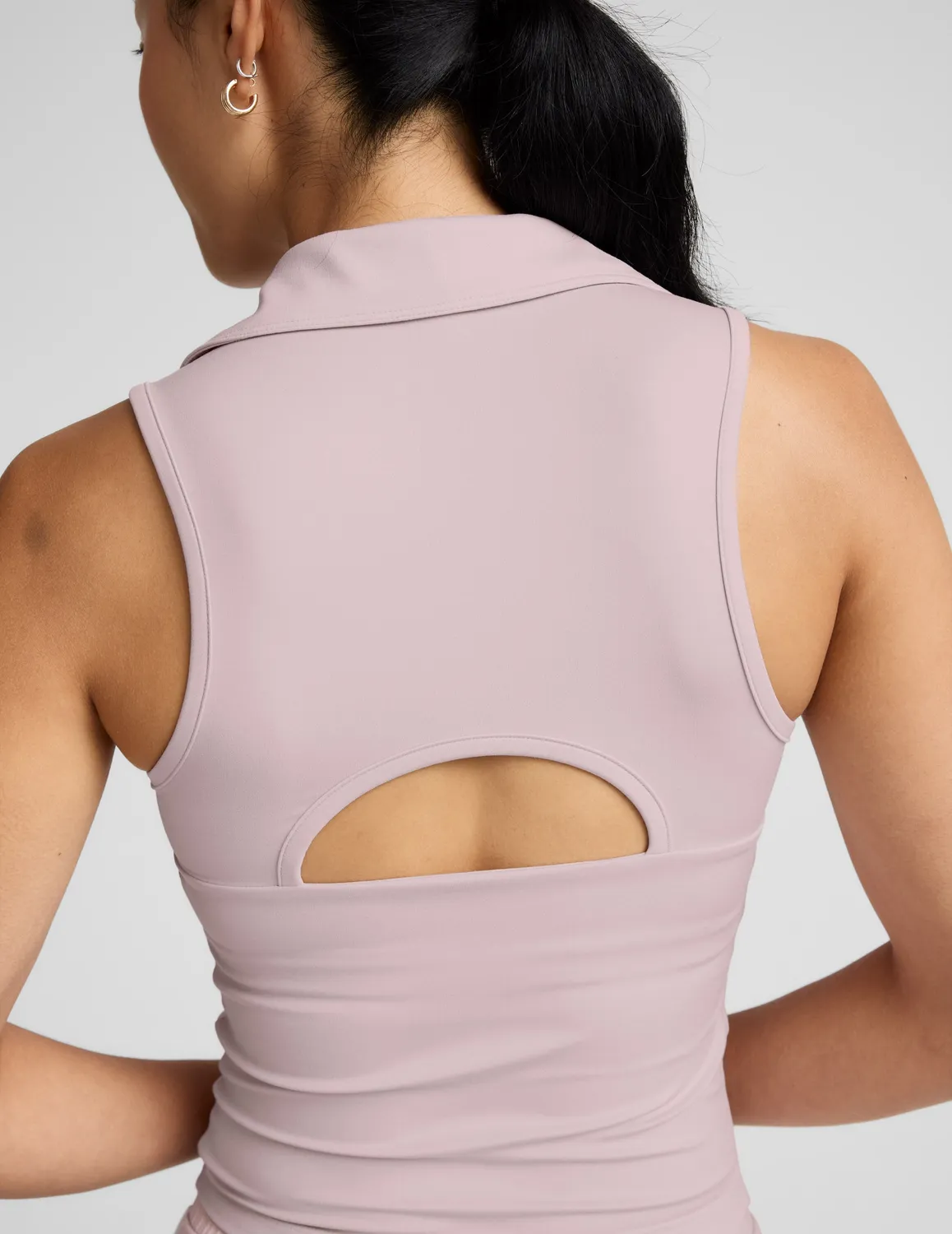 Beyond Yoga Sport Active Polo Tank linne Blush Blooms inbyggd BH