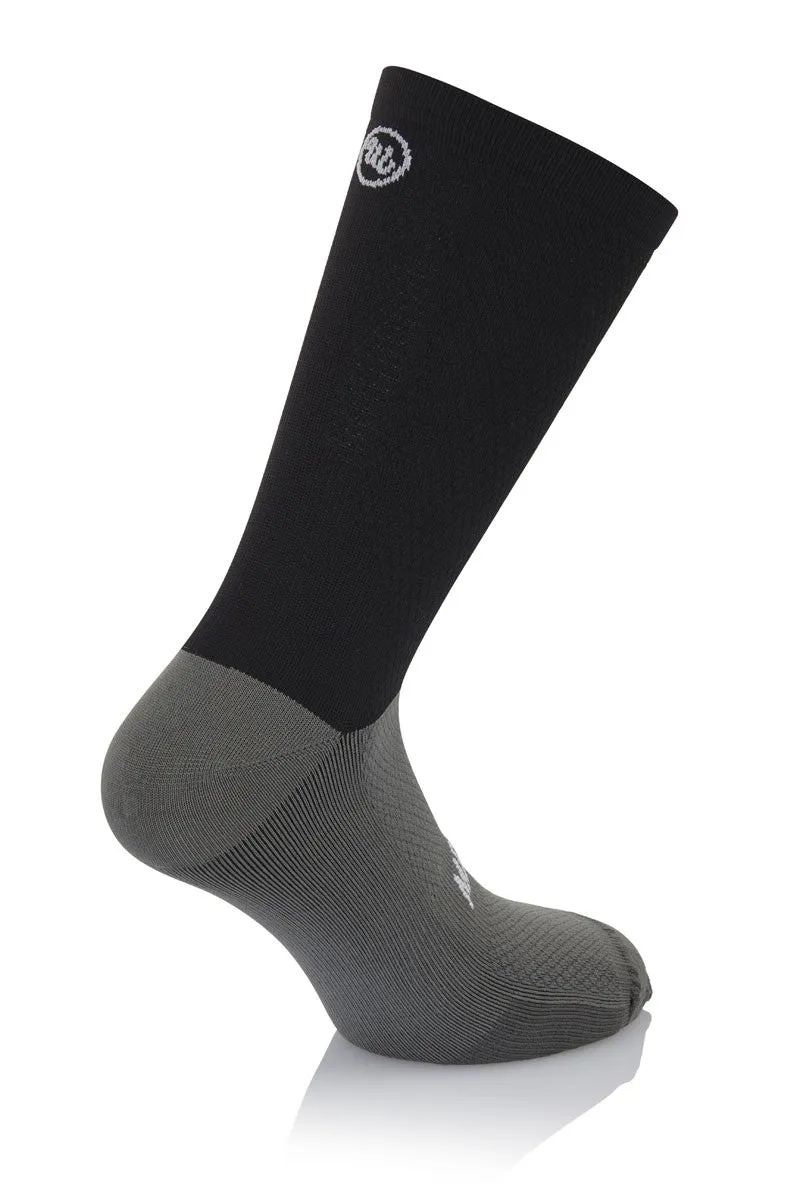 MB Wear Pro Graphene Black strumpor svart graphene