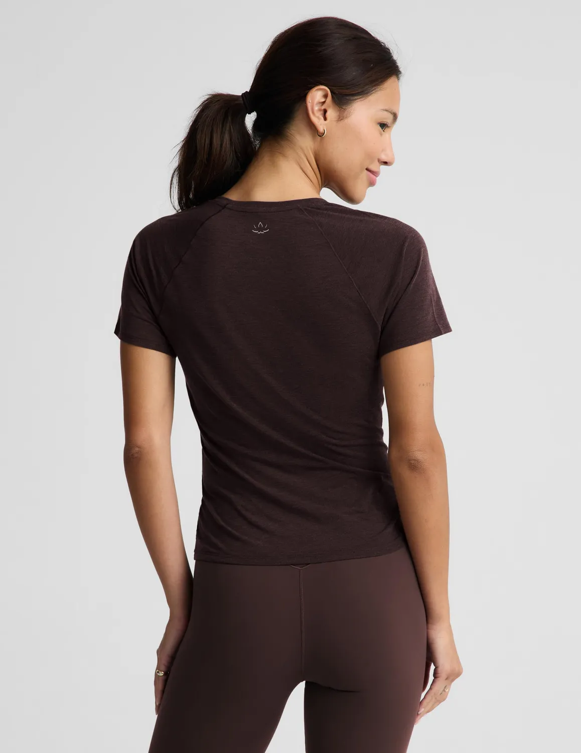 Beyond Yoga Breezeweight Active Short Sleeve Tee t-shirt Cocoa Plum mjuk