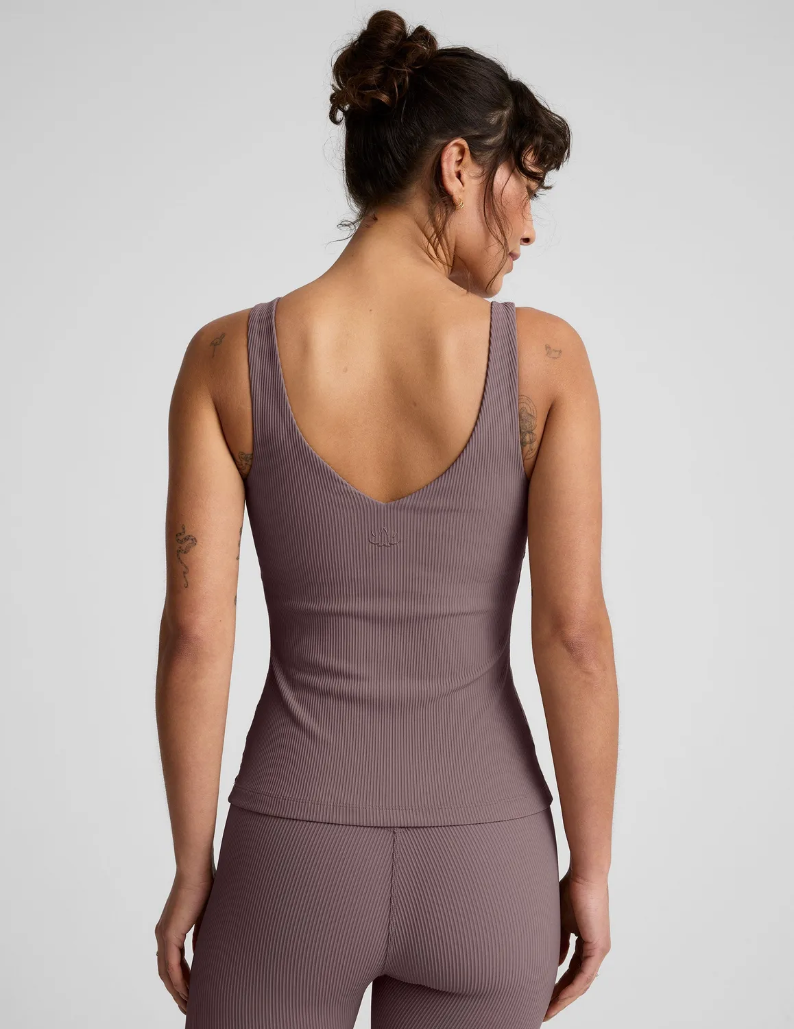 Beyond Yoga Impulse Ribbed linne Woodland med bh