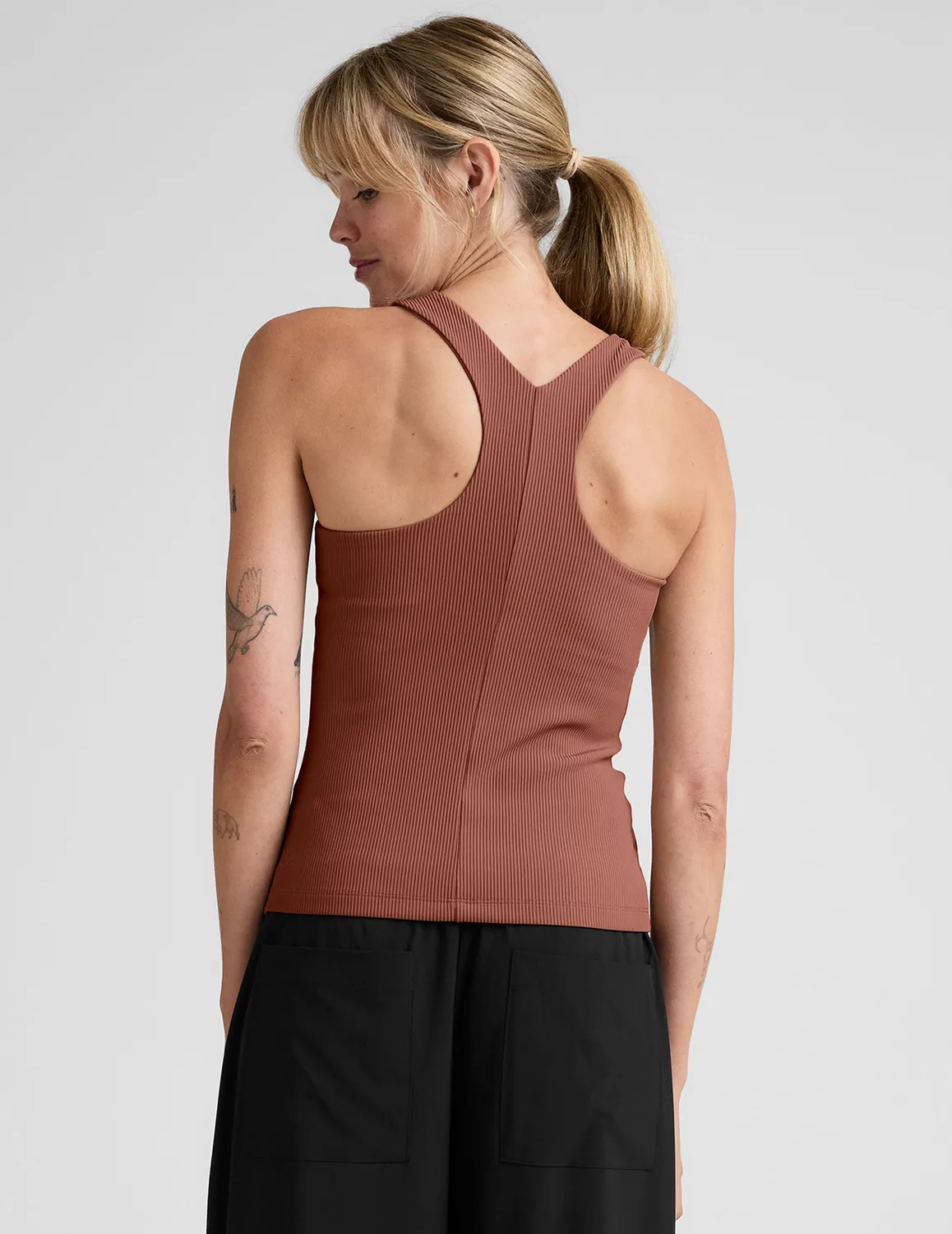 Beyond Yoga Refocus Ribbed Classic Tank linne Opulent Auburn ribb
