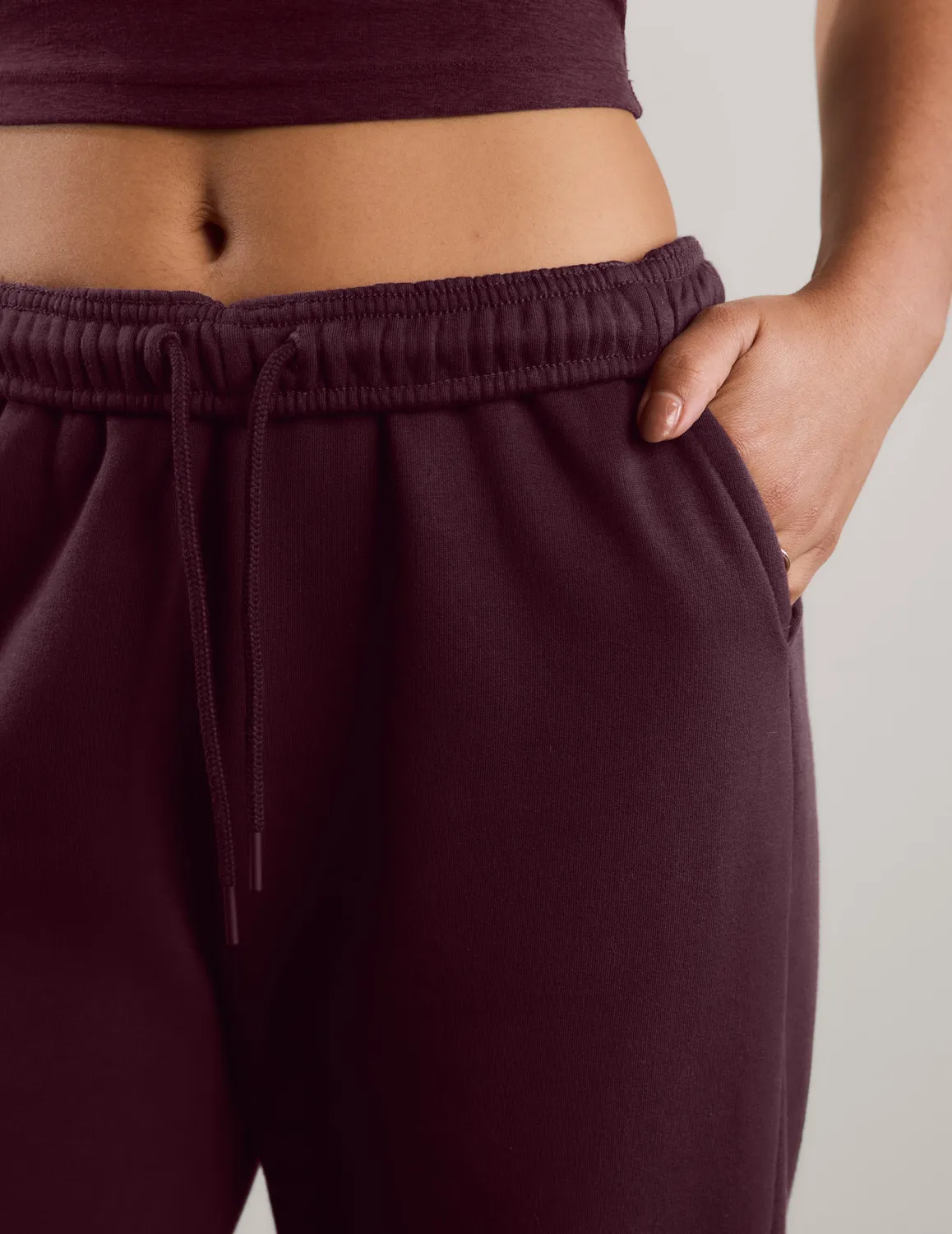 Beyond Yoga LuxeFleece 2.0 Straight Leg Sweatpant 29 mjukisbyxor vinröd bomull