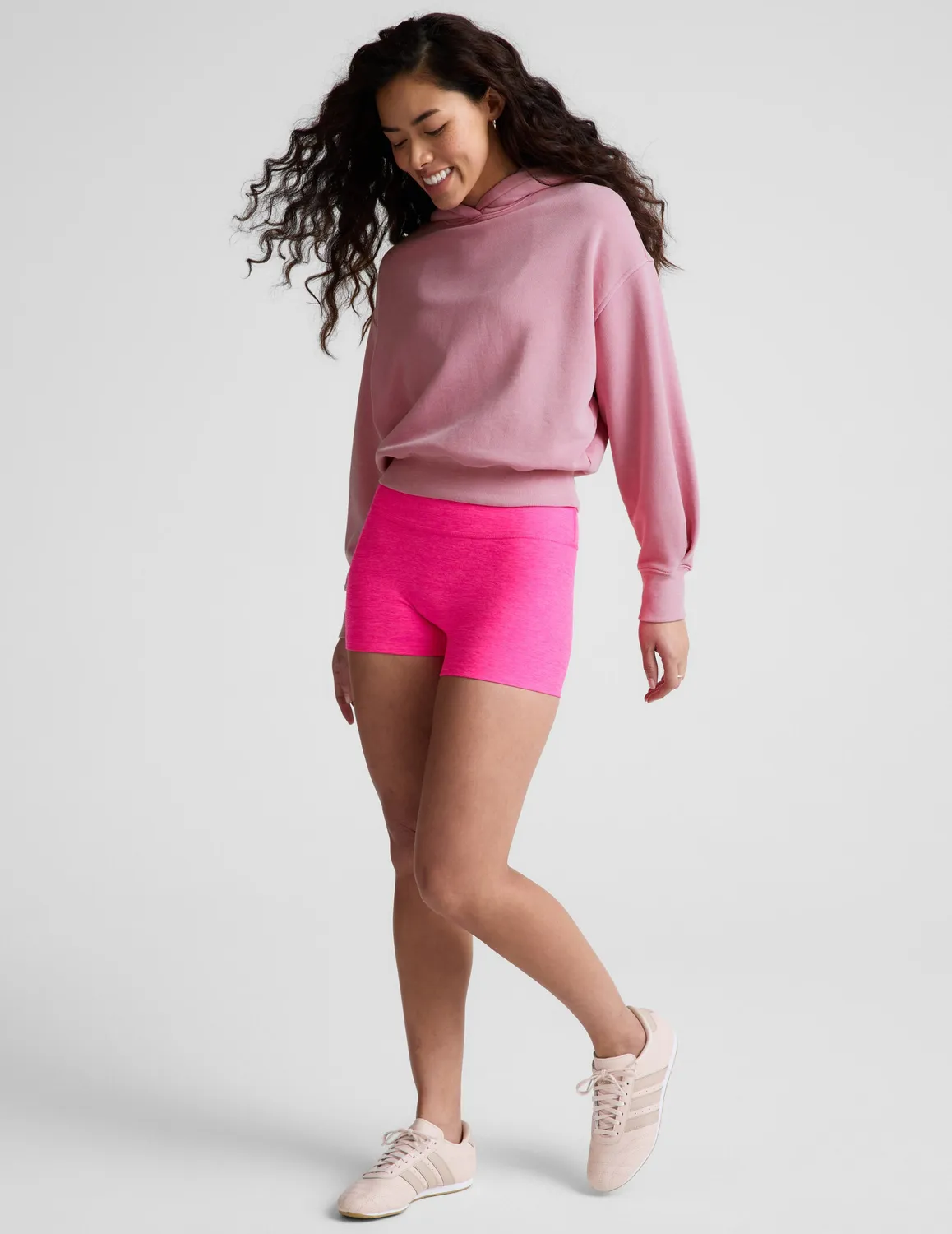 Beyond Yoga Fade Out hoodie Washed Rich Raspberry relaxed