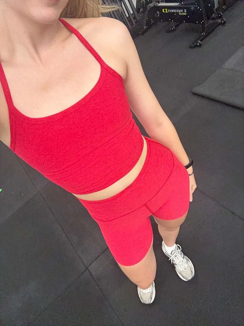 Beyond Yoga Spacedye Slim Racerback Cropped Tank linne Berry Red Heather