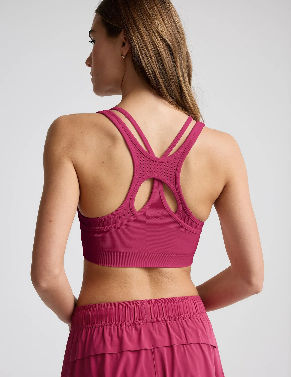 Beyond Yoga Seamless Moves Layered Bra sportbh Sangria sömlös