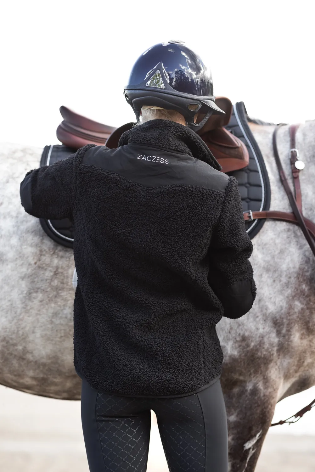 ZacZess Ascot pilejacka svart vindstoppande utan luva