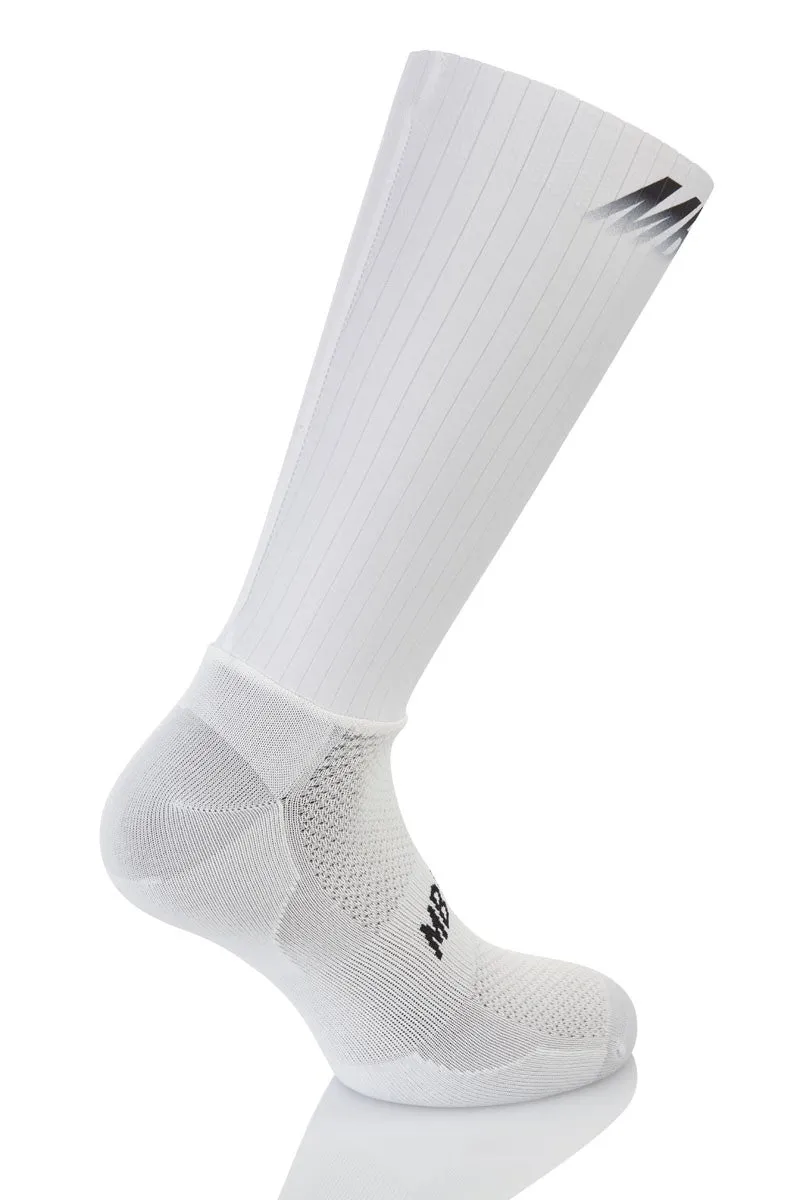 MB Wear Aero Fast White cykelstrumpor vita aero