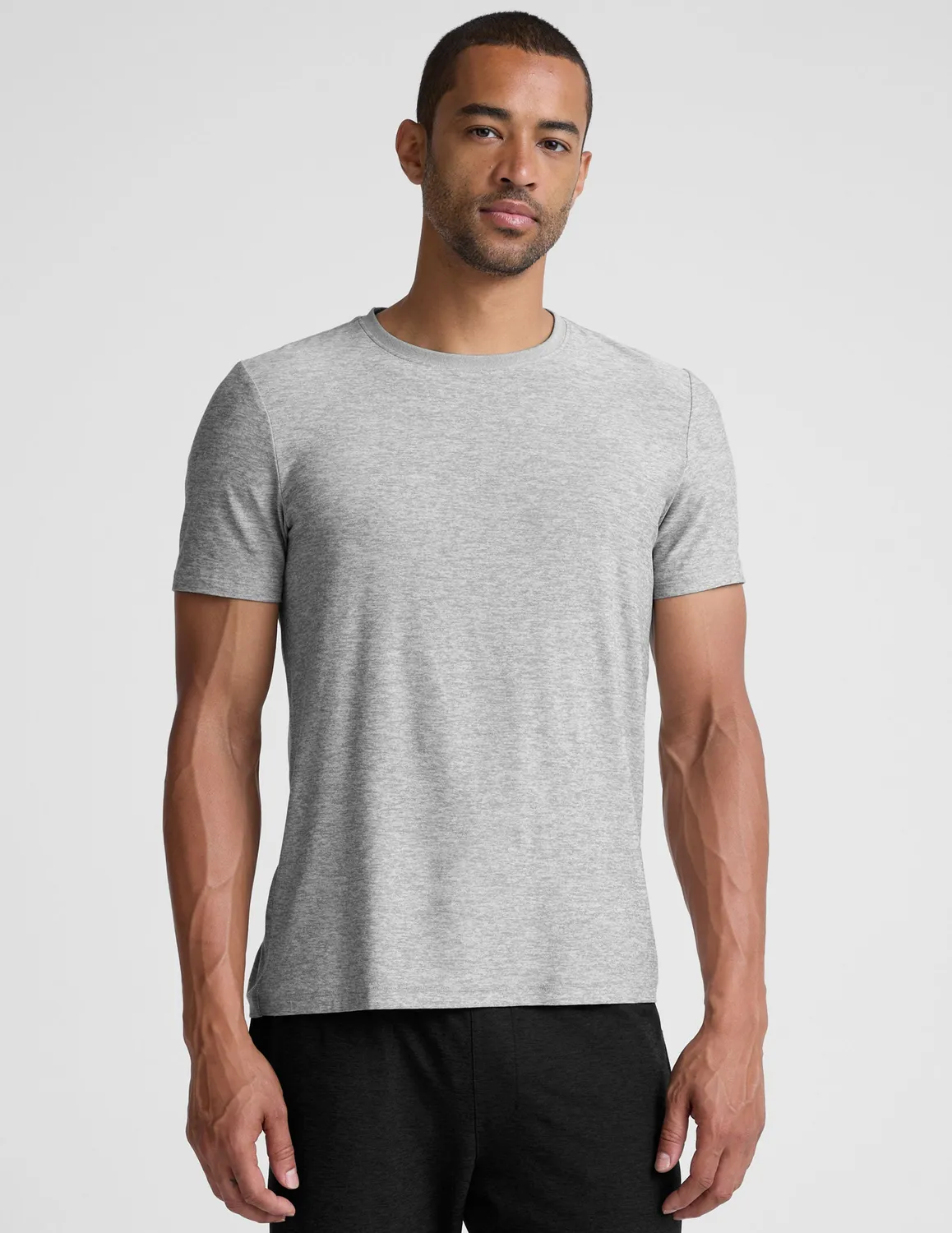 Beyond Yoga Always Beyond Men's Crew Tee 2.0 t-shirt Silver Mist relaxed