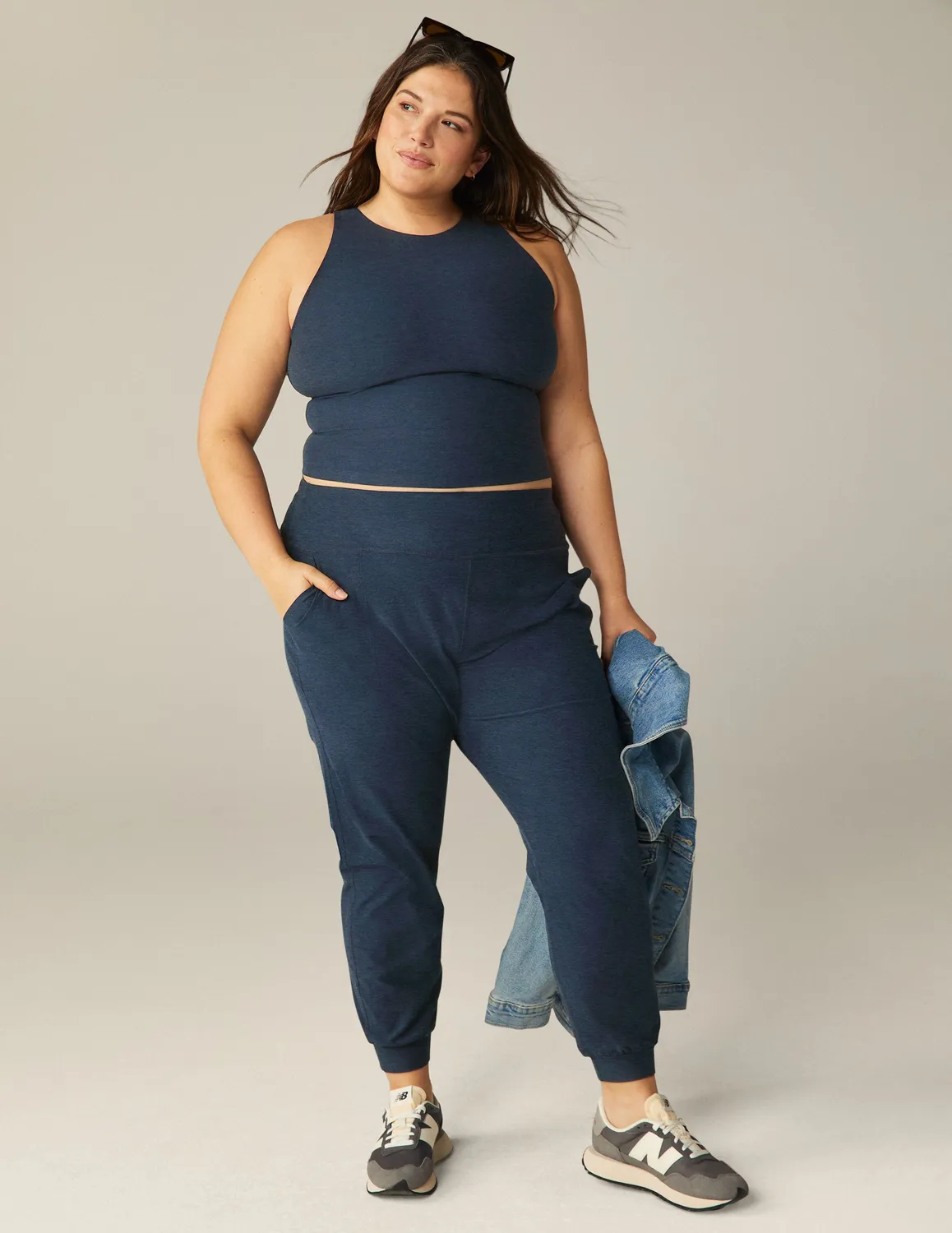 Beyond Yoga Spacedye Midi Jogger mjukisbyxor Nocturnal Navy mjuk