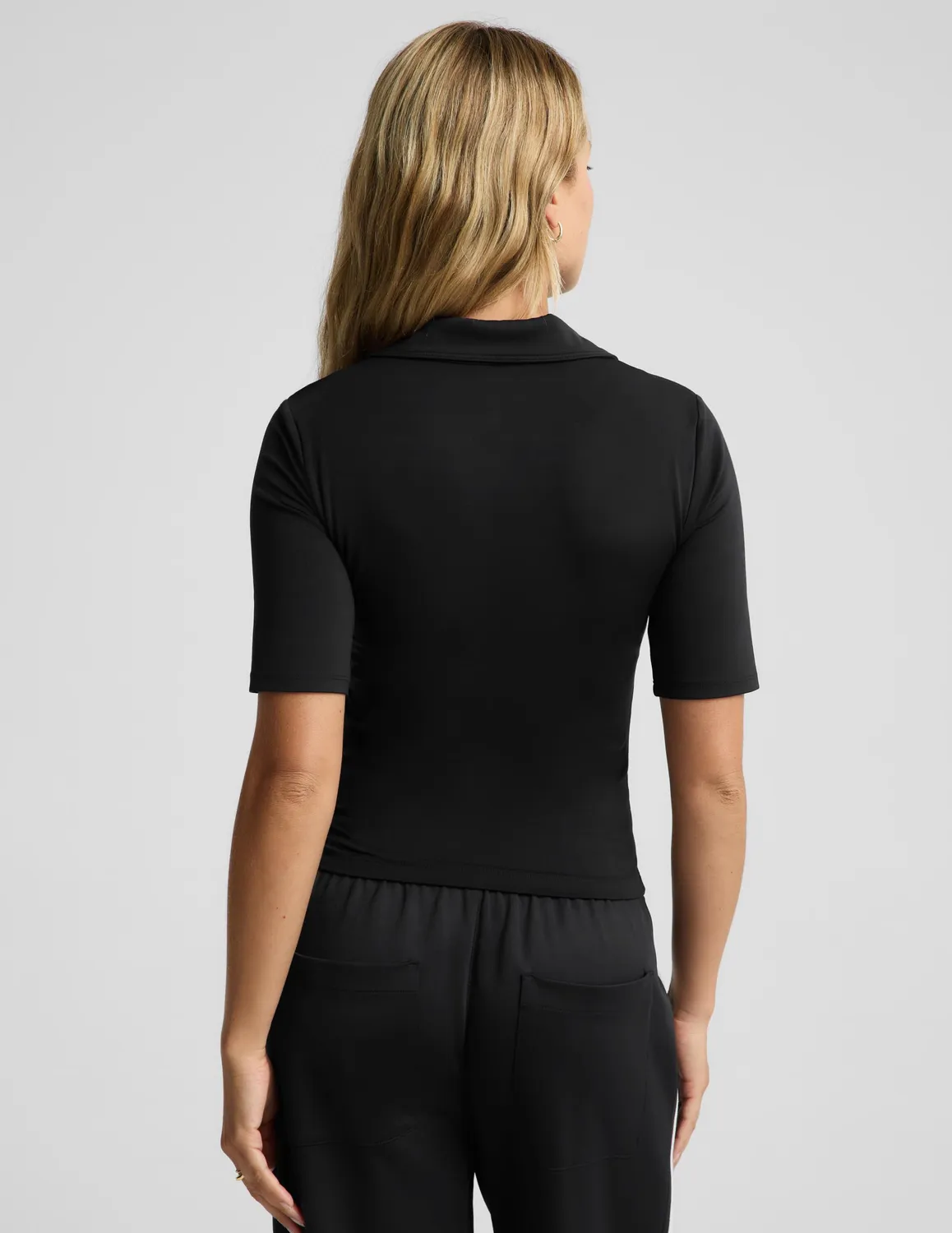 Beyond Yoga Sport Active V-Neck Polo piké svart med bh