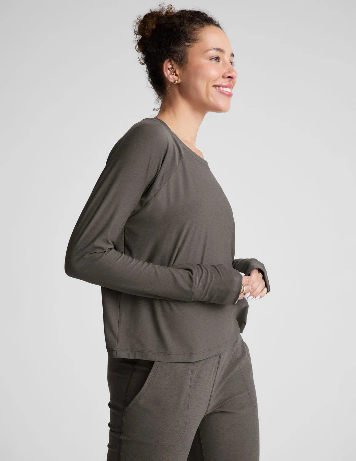 Beyond Yoga Featherweight Daydreamer Pullover tröja True Gray Heather lätt