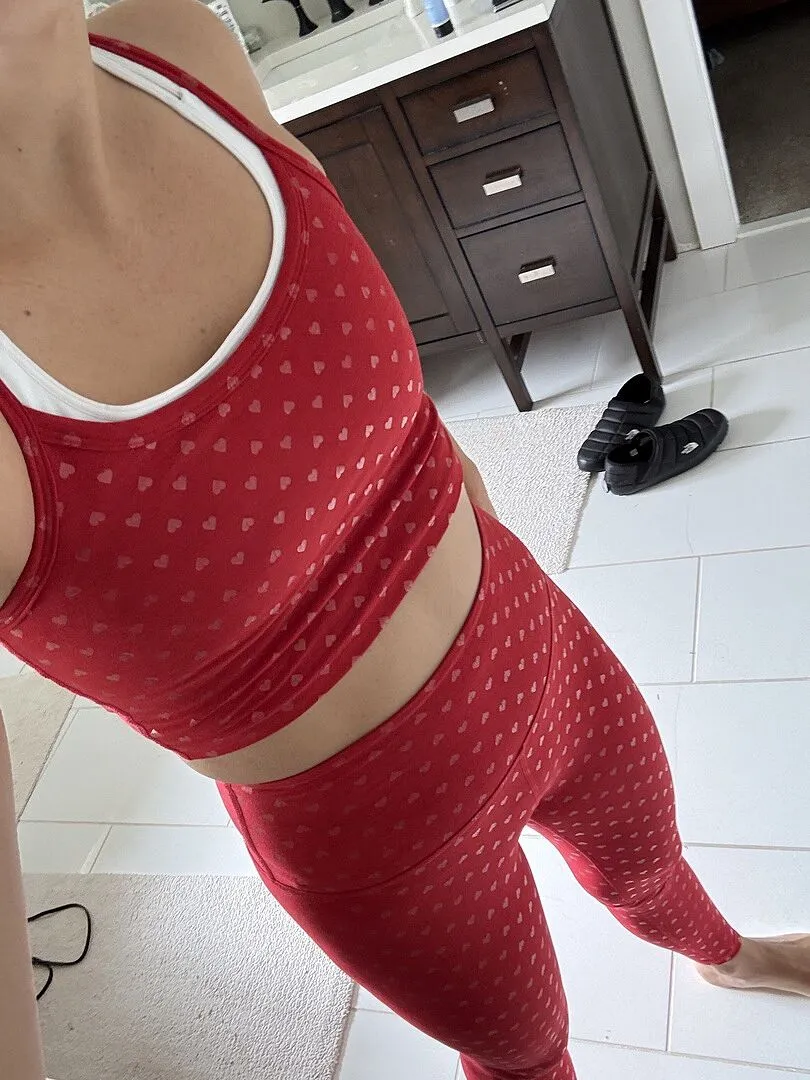 Beyond Yoga SoftShine Slim Racerback croptop hjärtan