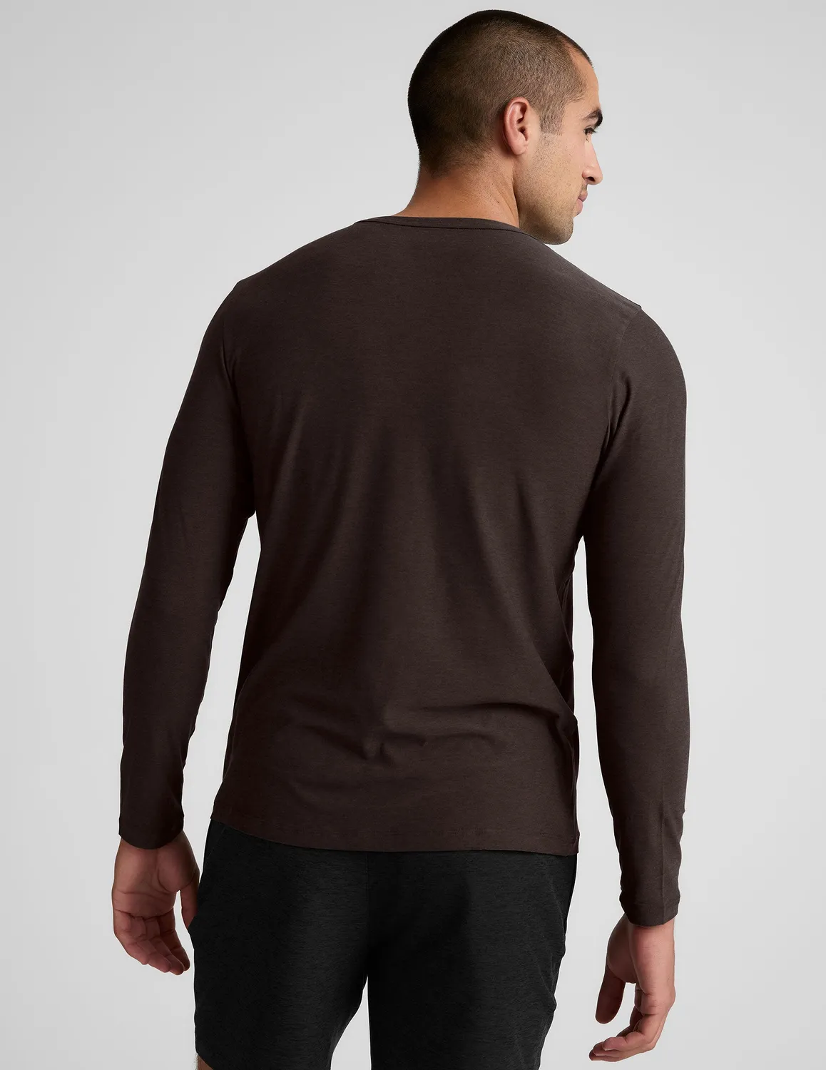Beyond Yoga Always Beyond Long Sleeve Crew 2.0 tröja Dark Chocolate lätt