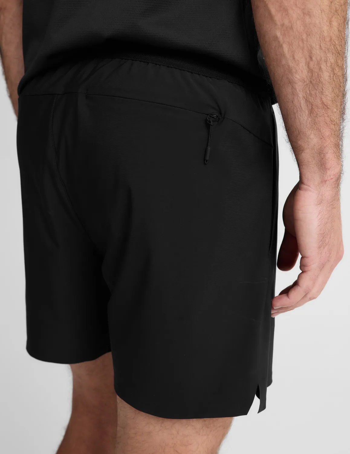 Beyond Yoga WarpLite Range Lined Short 6" shortsSvart