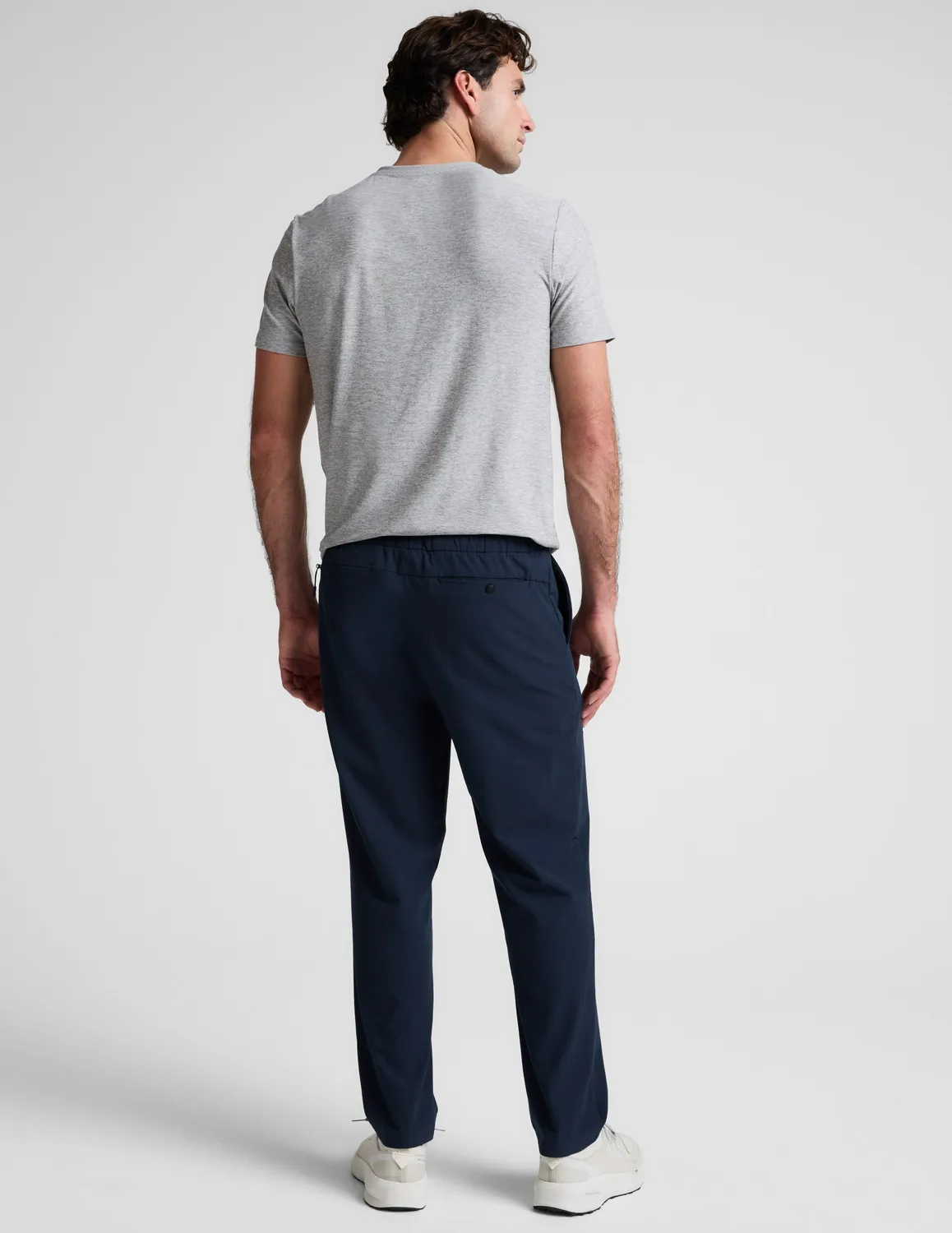 Beyond Yoga Dynamic Straight Leg herrbyxor marinblå relaxed fit