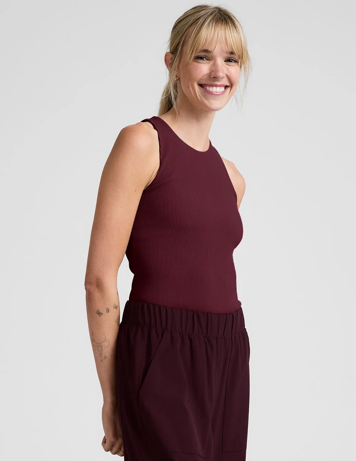 Beyond Yoga Refocus Ribbed Classic Tank linne Dark Cherry stretch