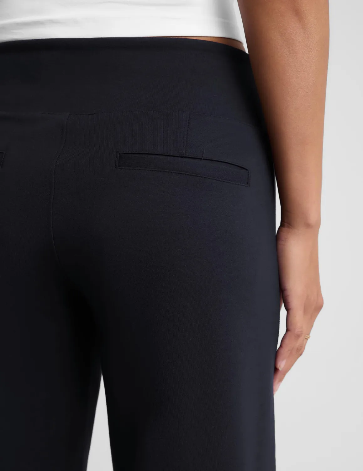 Beyond Yoga Ponte Straight Leg Pant byxor Darkest Navy struktur