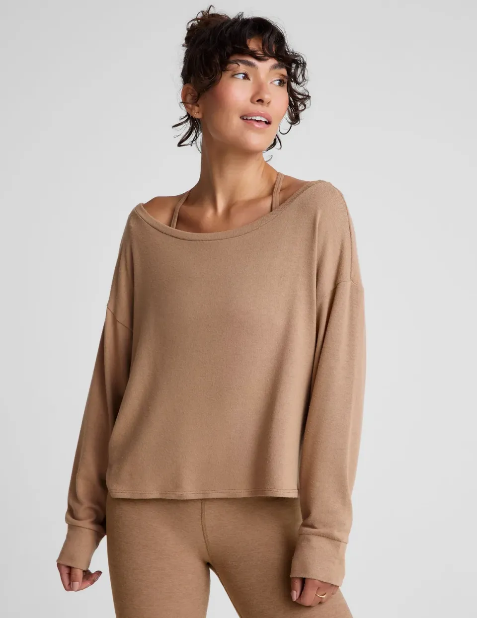 Beyond Yoga Let Loose Pullover tröja Desert Sand lös