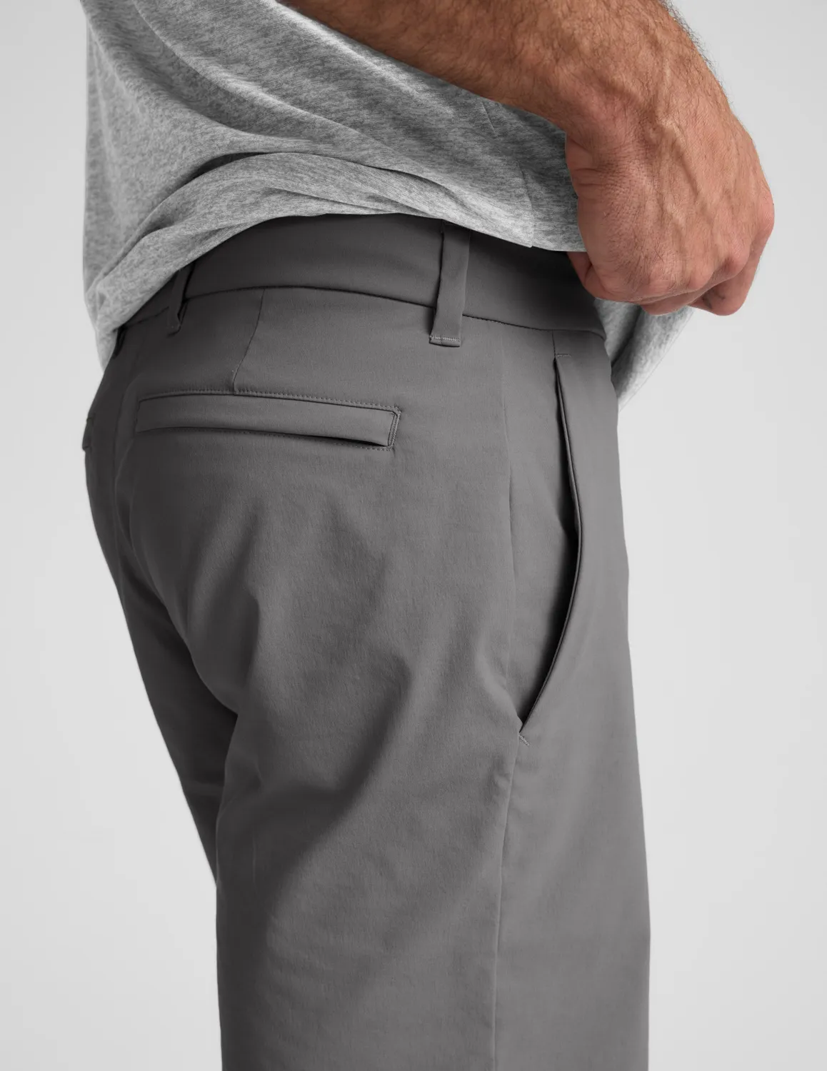 Beyond Yoga Element Chino Short 7" herrshorts Lunar Gray