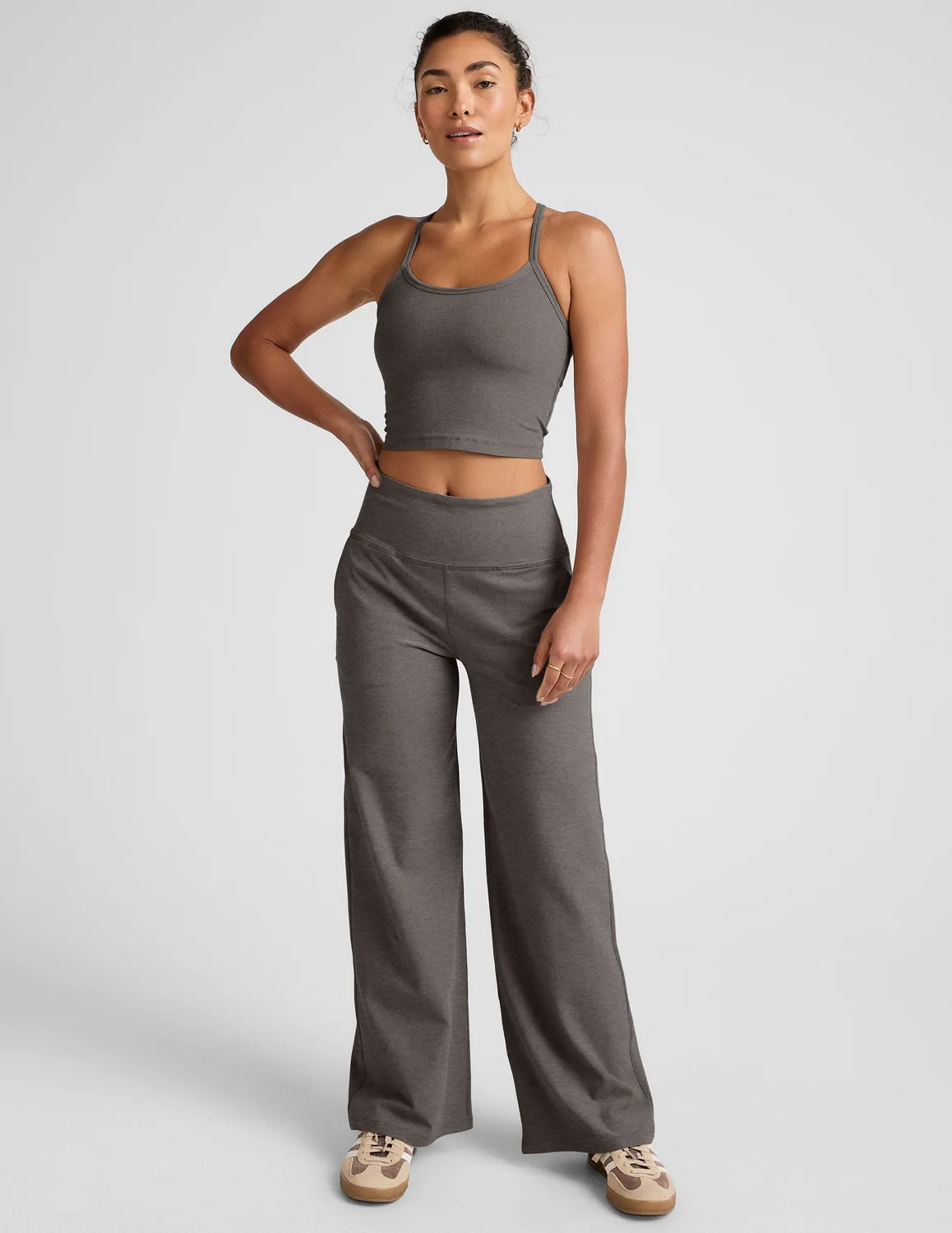 Beyond Yoga Spacedye Laid Back Wide Leg Pant 31 byxor True Gray