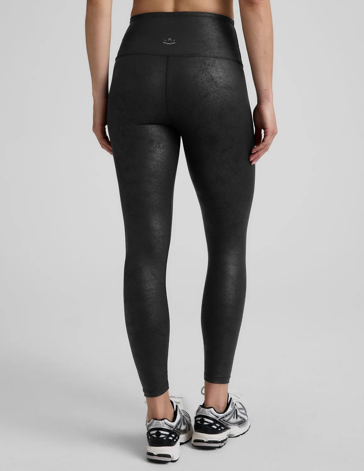 Beyond Yoga Leatherette Midi leggings Black Foil high waist