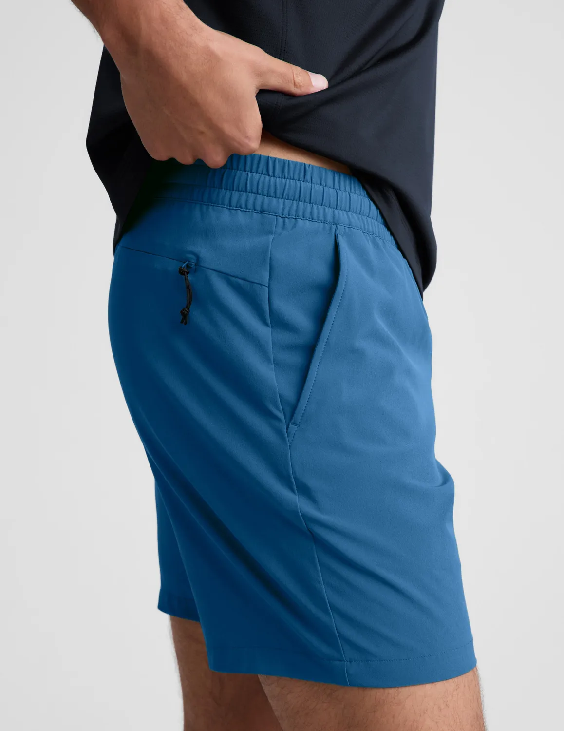 Beyond Yoga Pivotal 2.0 träningsshorts Horizon Cobalt 7"