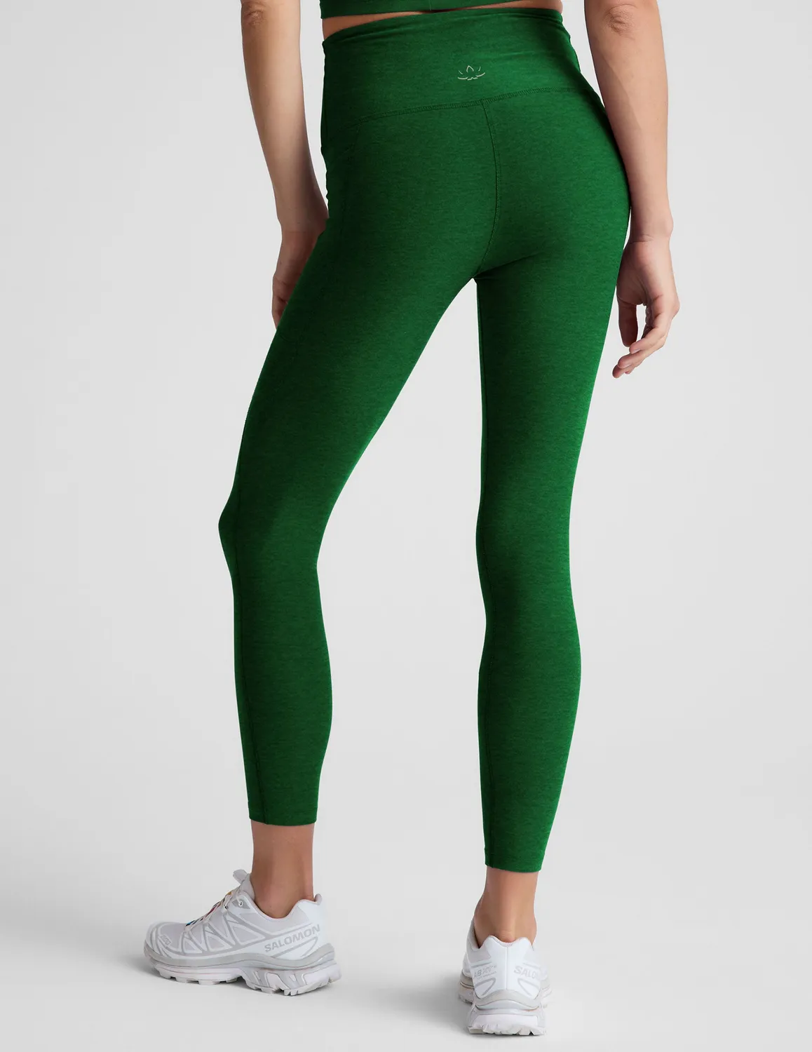 Beyond Yoga Spacedye Out Of Pocket High Waisted Midi leggings timjangrön med fickor