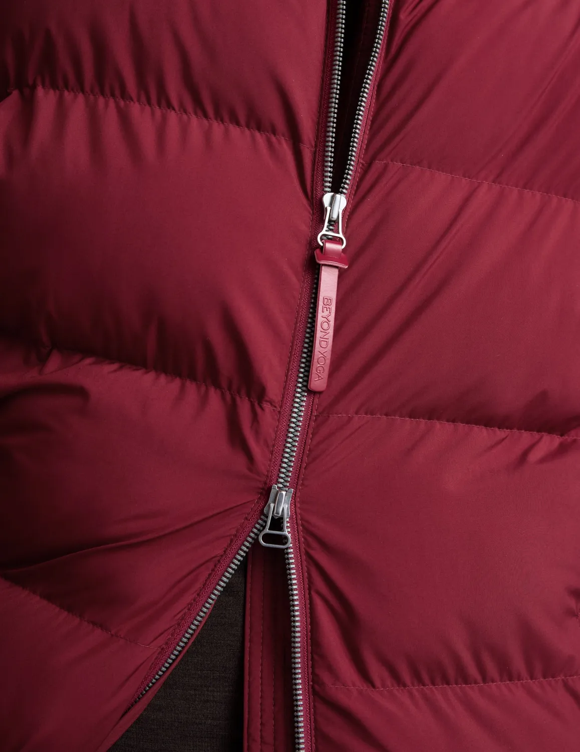 Beyond Yoga Warm Up Mid Length Puffer Jacket pufferjacka Ruby Rush