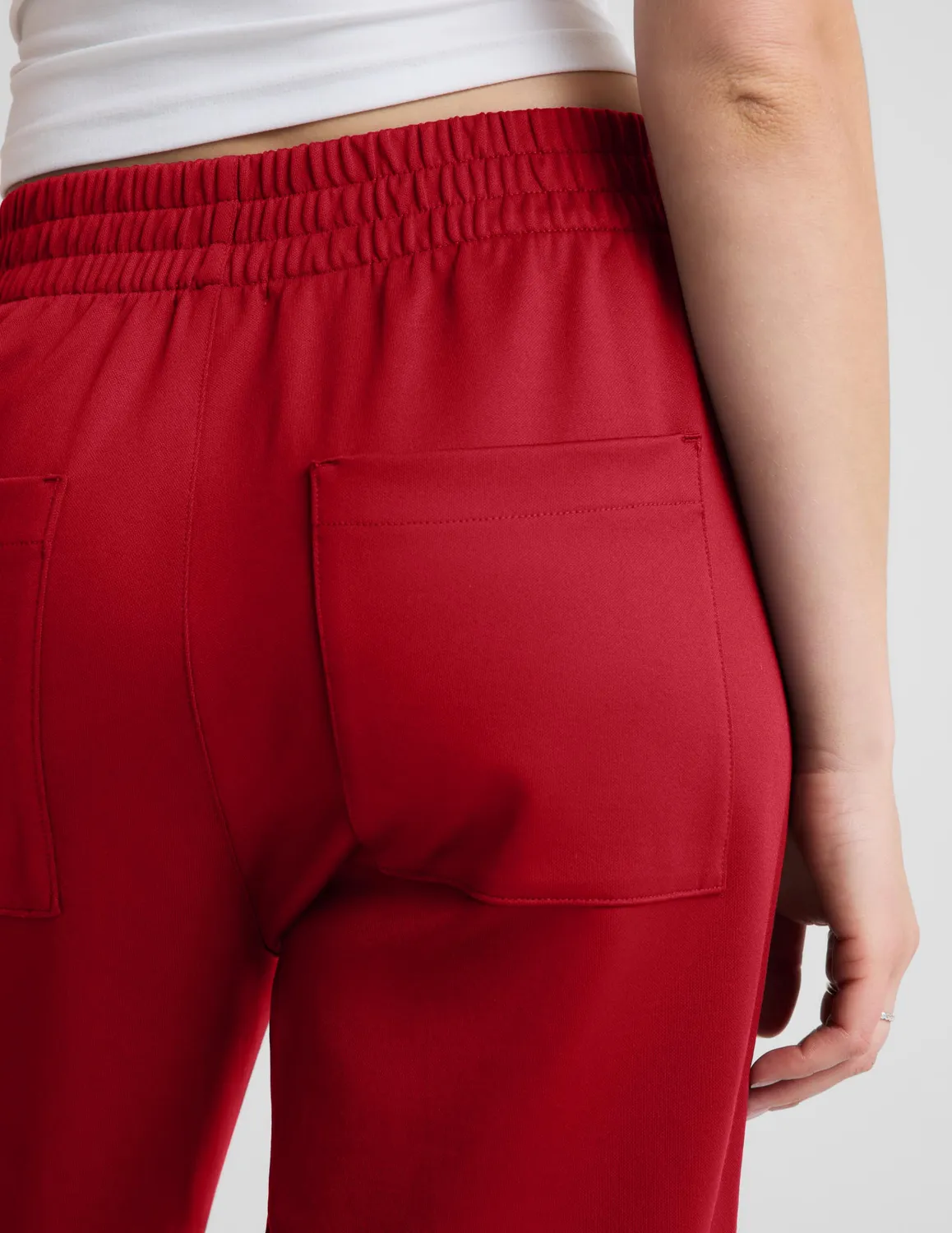 Beyond Yoga That Tracks träningsbyxor 29" Scarlet Red fickor