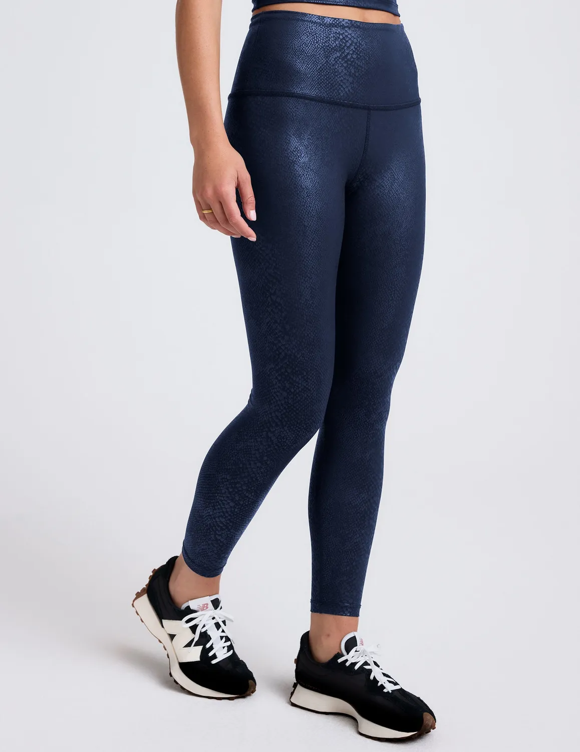 Beyond Yoga PowerShine Viper High Waisted Midi Legging leggings Navy