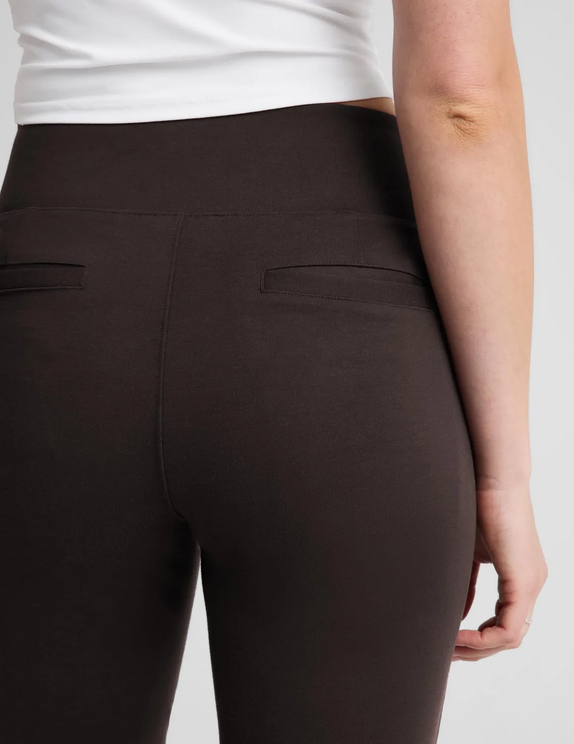 Beyond Yoga Ponte Kick Flare byxor Dark Chocolate ponte
