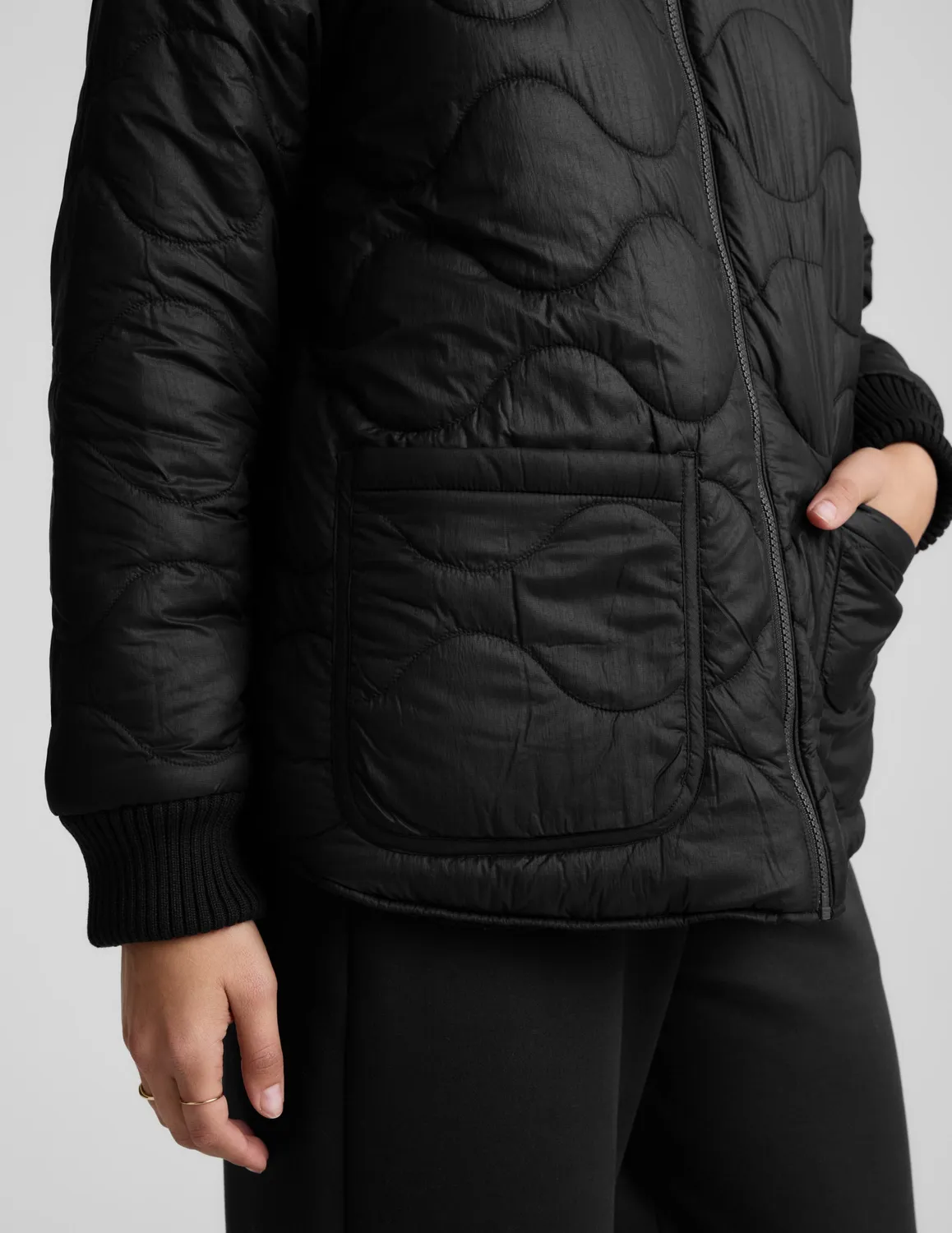 Beyond Yoga 2-Way Quilted Jacket vändbar jacka svart