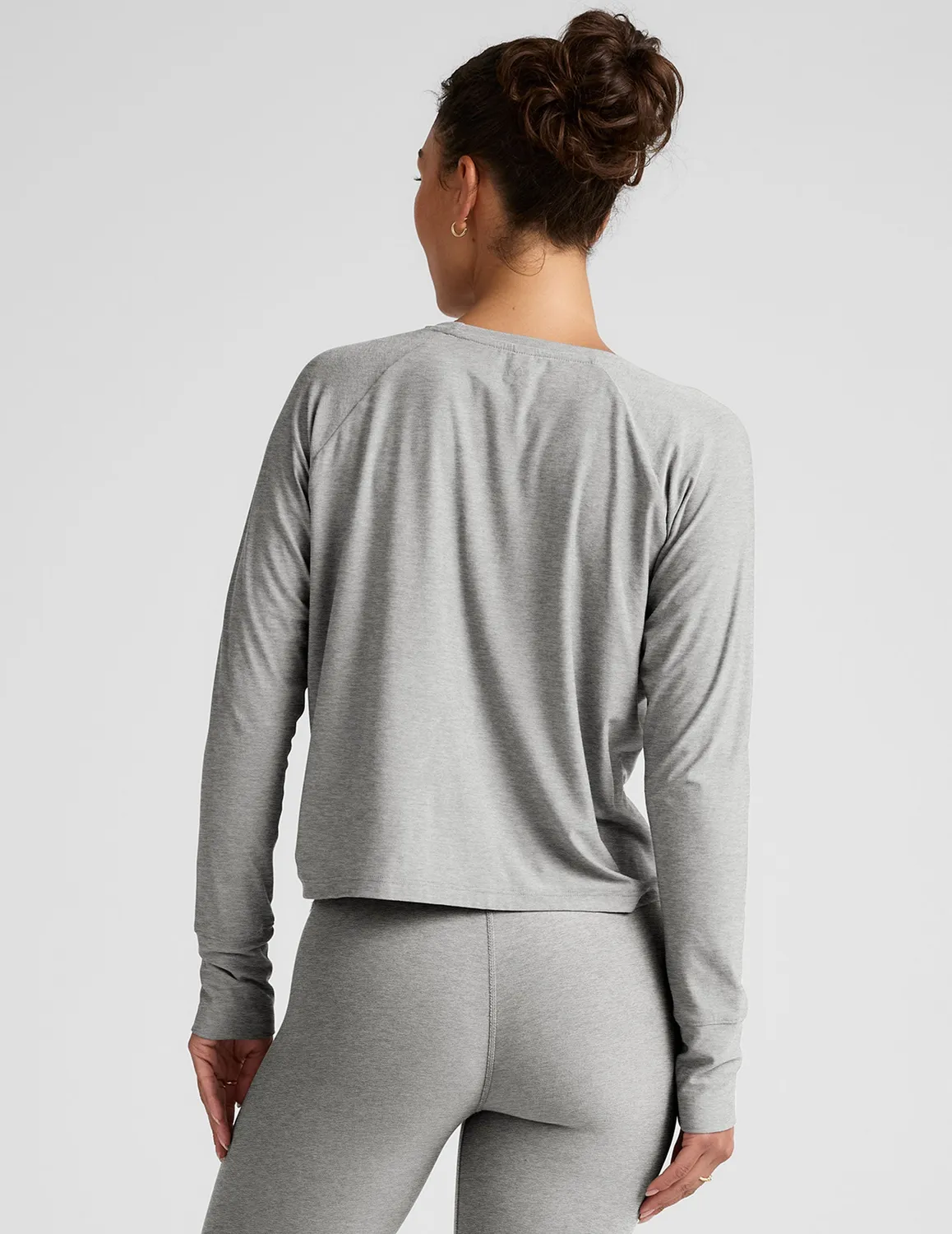 Beyond Yoga Featherweight Daydreamer långärmad Silver Mist lätt