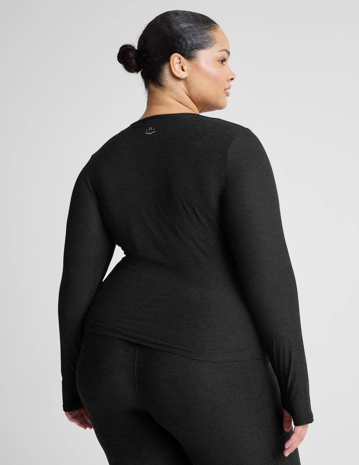 Beyond Yoga Featherweight Classic Crew Pullover tröja Darkest Night