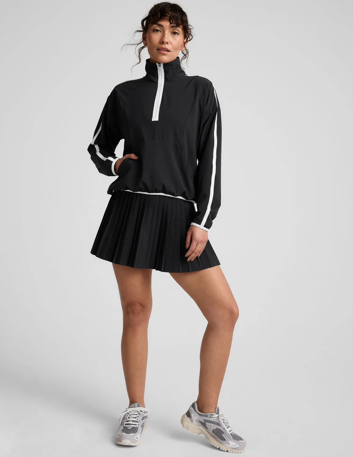 Beyond Yoga Stretch Woven Course Contrast pullover svart/vit