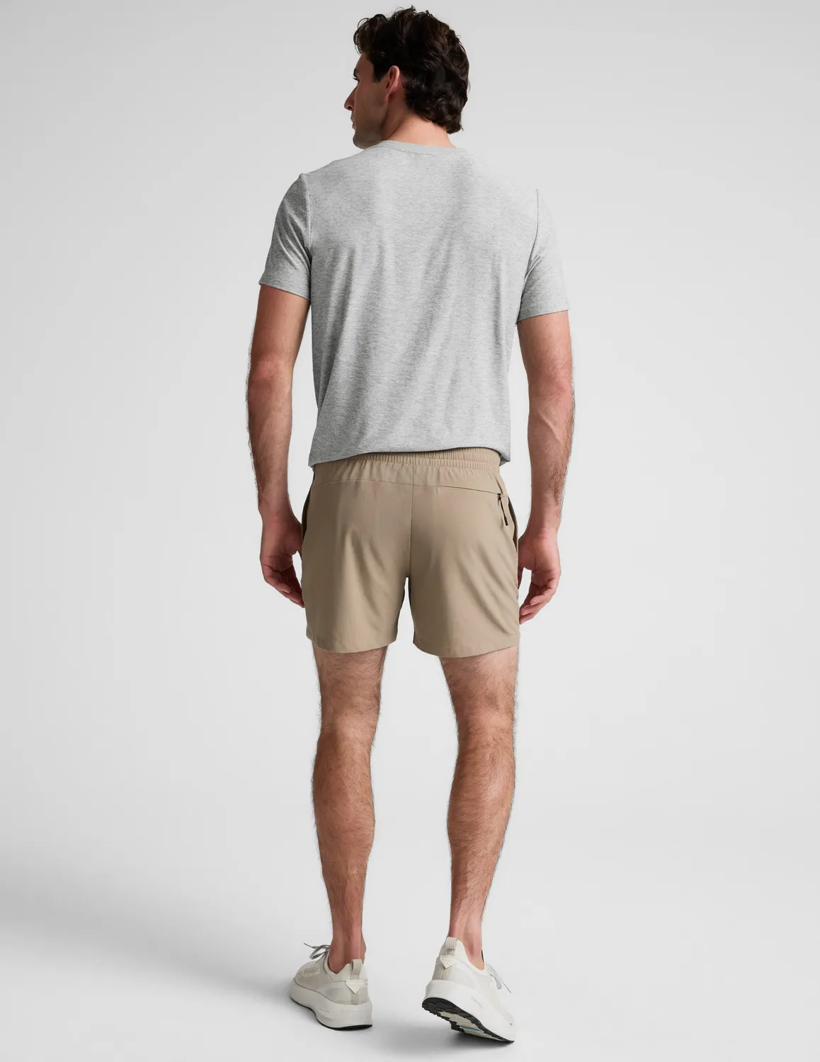 Beyond Yoga Pivotal 2.0 Men's Short 5" shorts herr Mushroom stretch