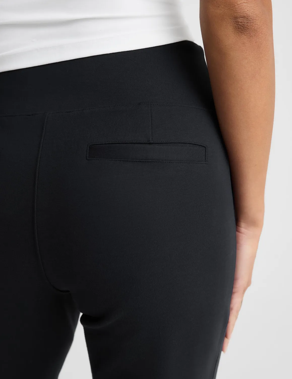 Beyond Yoga Ponte Kick Flare Pant byxor svart utsvängd
