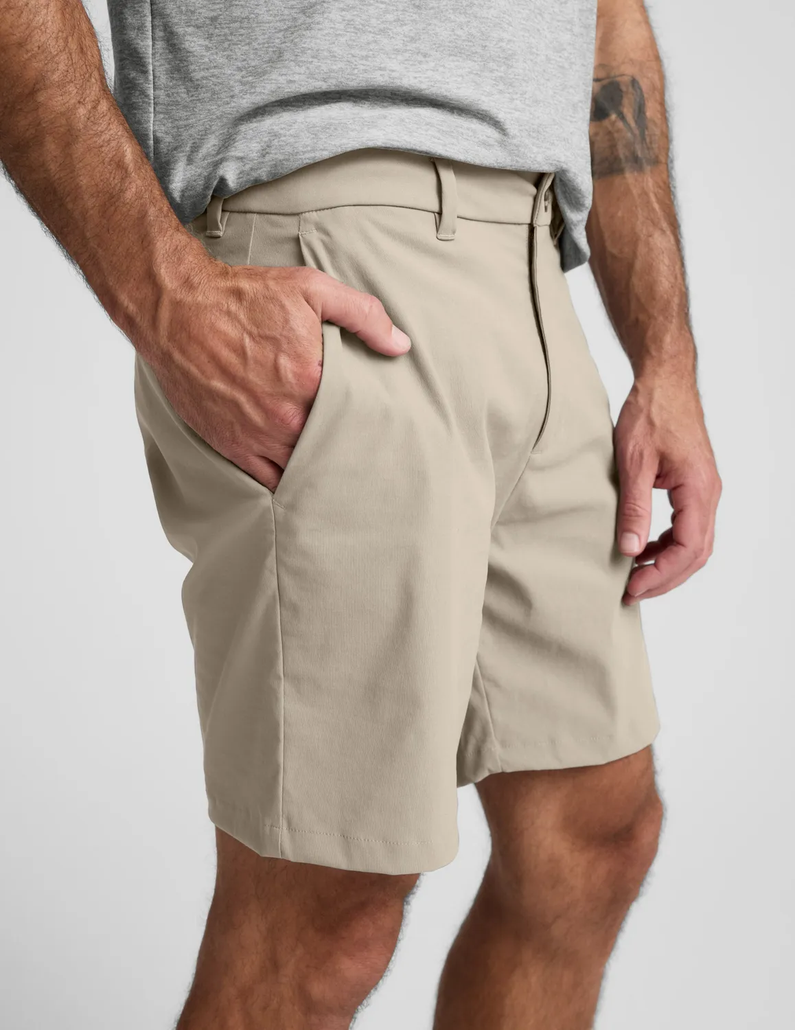 Beyond Yoga Element Chino Short 7" shorts herr Bark fickor