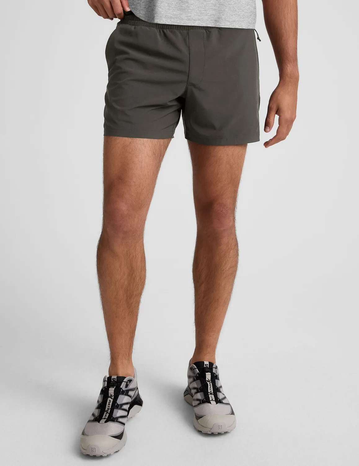 Beyond Yoga Pivotal 2.0 Men's Lined Short 5" shorts Graphite lätta