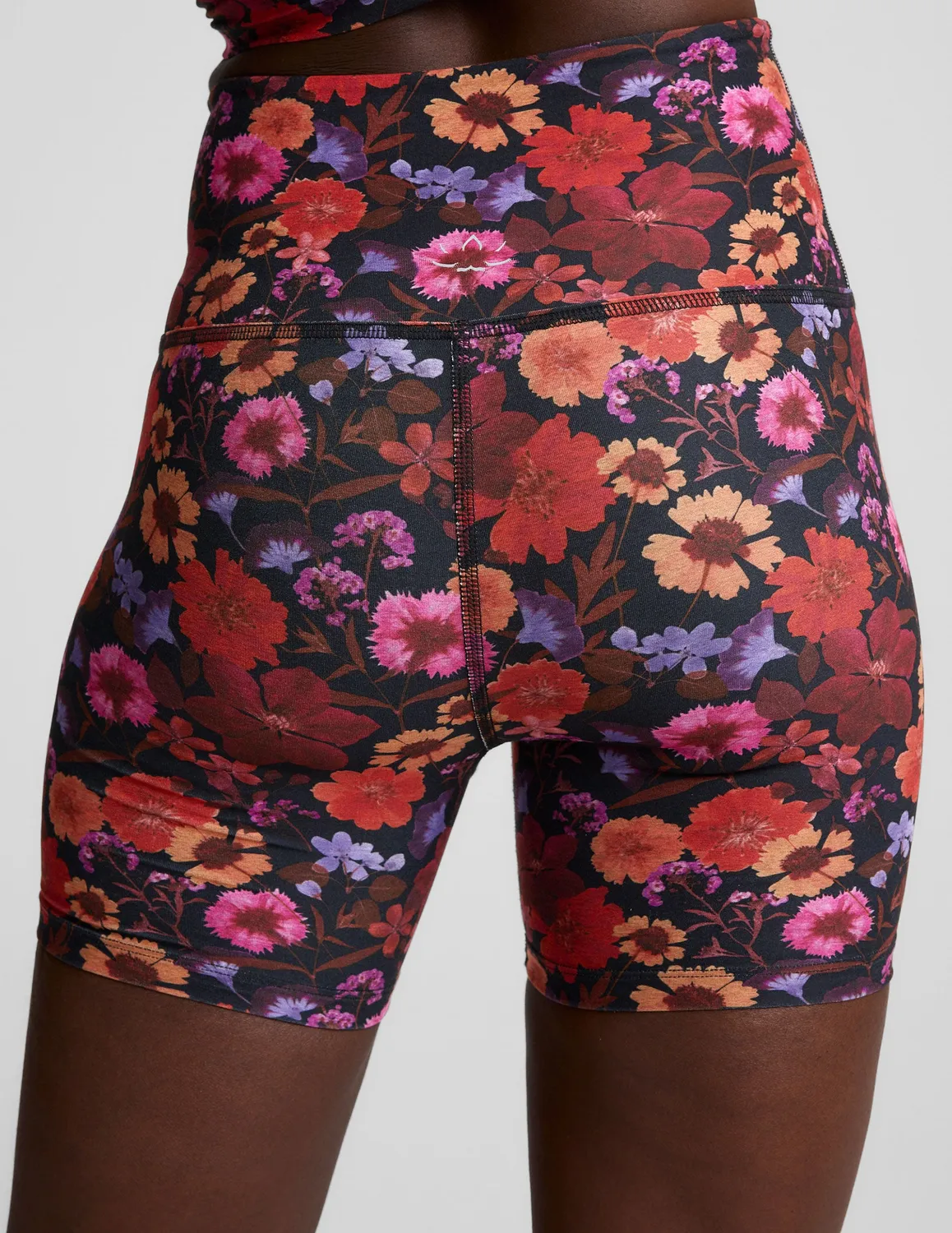 Beyond Yoga SoftMark Keep Pace Biker Short cykelbyxor Summer Bouquet