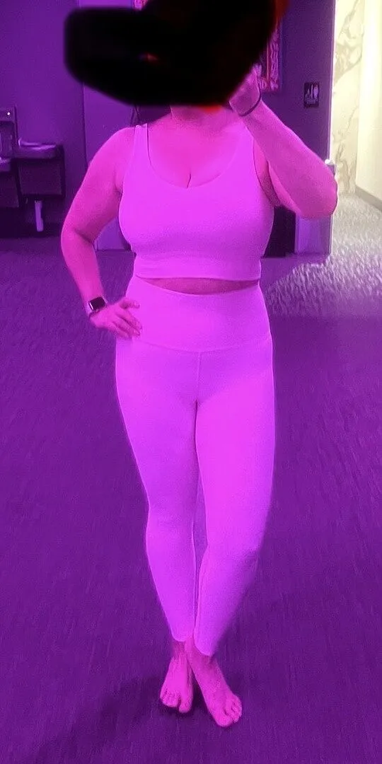 Beyond Yoga Spacedye Good Day Long Line sport-bh Holly Red Heather mjuk