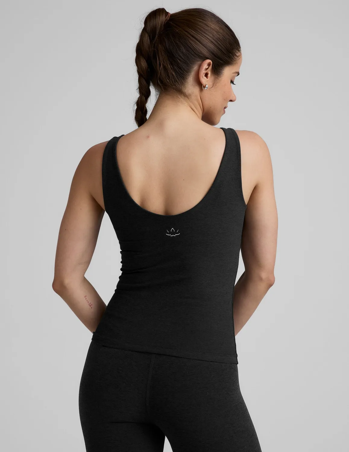 Beyond Yoga Spacedye Good Day Classic Tank linne Darkest Night inbyggd bh