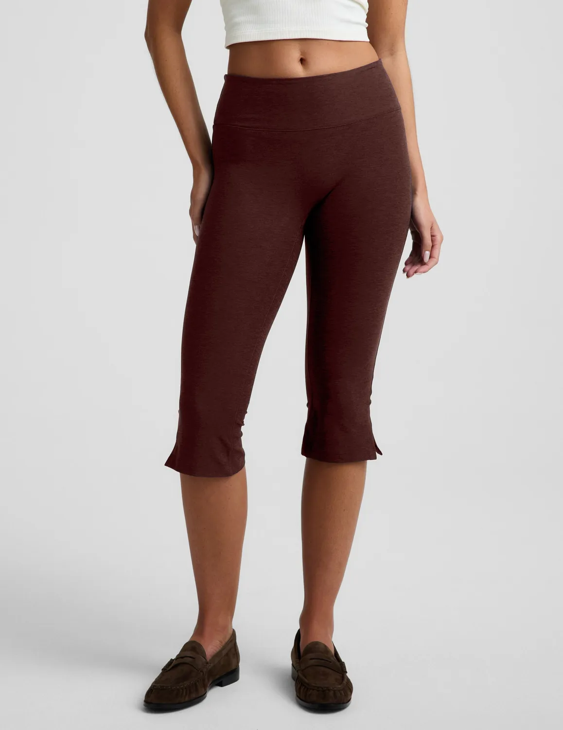 Beyond Yoga Spacedye Mid-Rise Slit Pedal Pusher leggings Iced Mocha brun