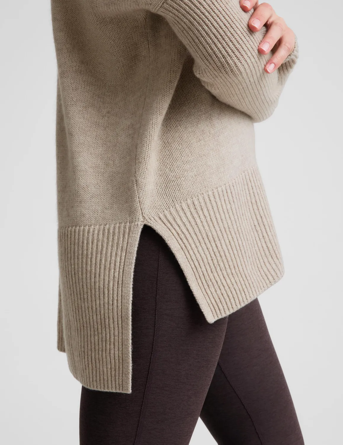 Beyond Yoga Wool-Cashmere V-Neck tröja Oatmeal Heather