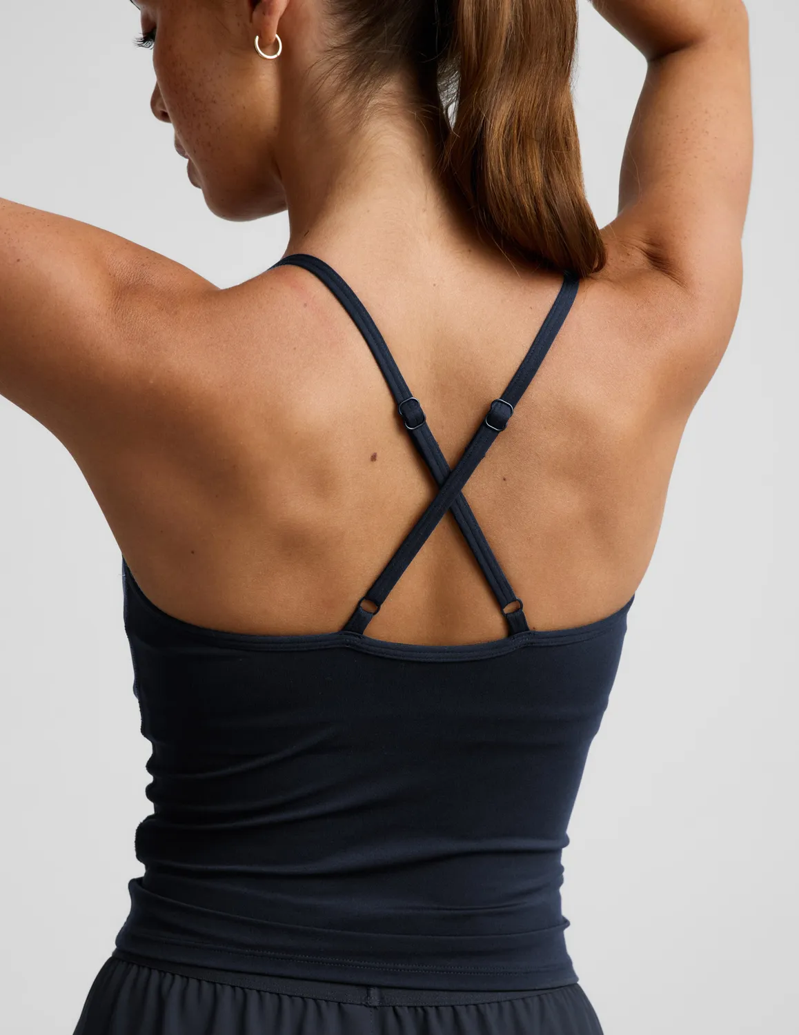 Beyond Yoga Cowl Neck Tank träningslinne Nocturnal Navy med bh