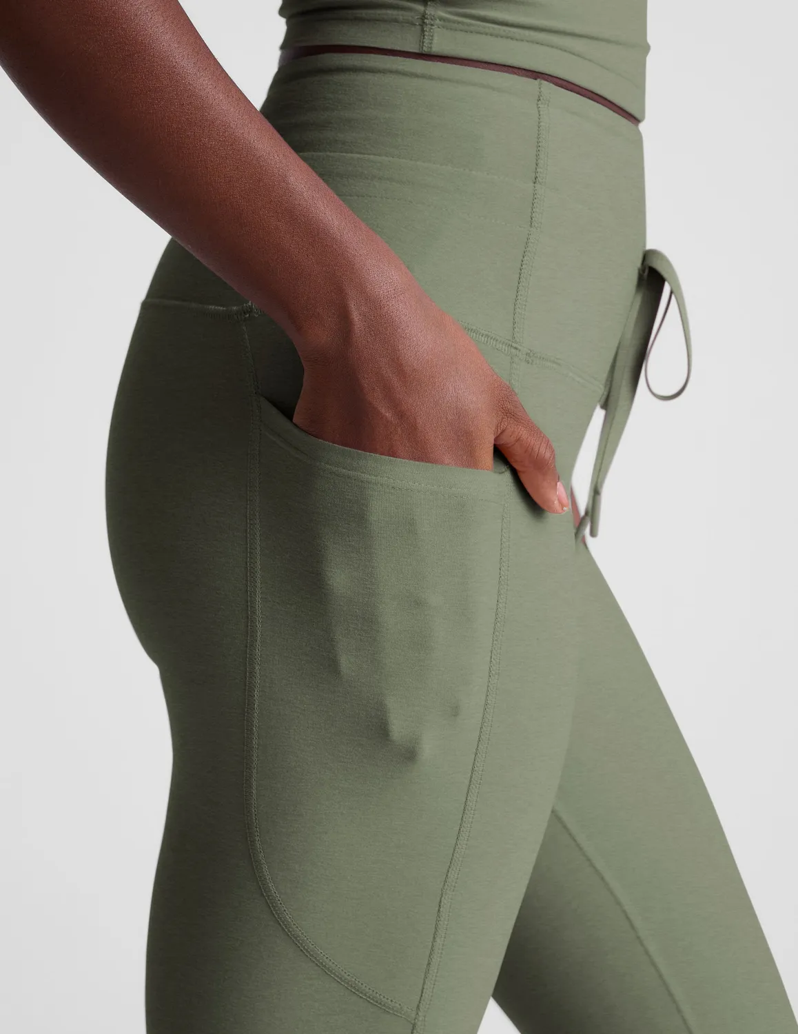 Beyond Yoga Spacedye Go Pocket Midi tights grågrön fickor