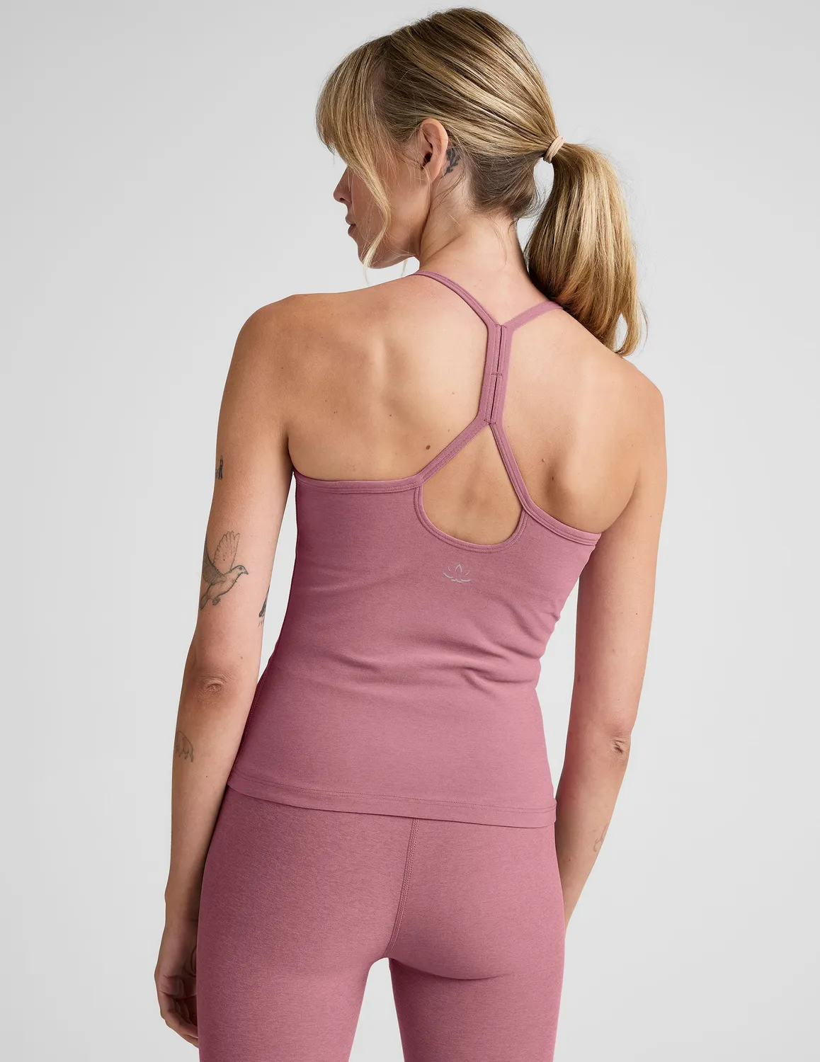 Beyond Yoga Spacedye Slim Racerback Tank linne Orchid Blossom Heather inbyggd bh