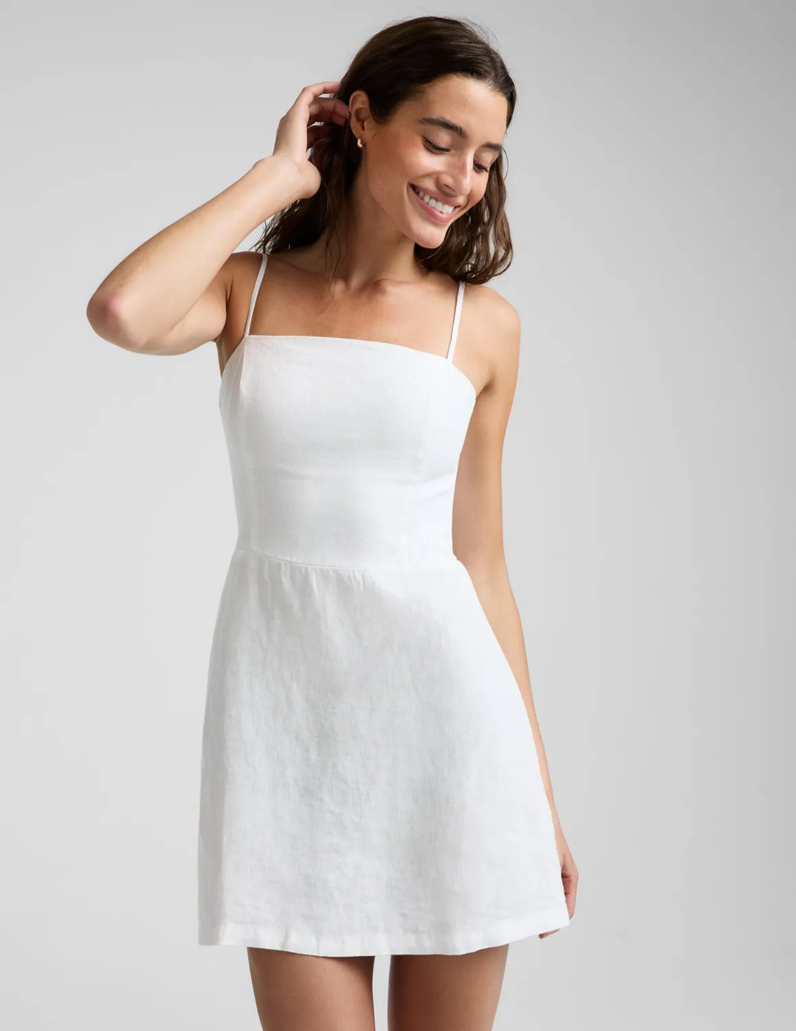 Beyond Yoga SoftWash Linen Seaside Mini miniklänning White linne